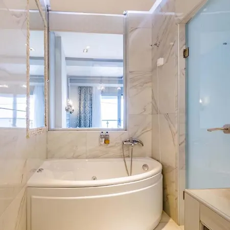 Daire Alpha Luxury Pefkochori