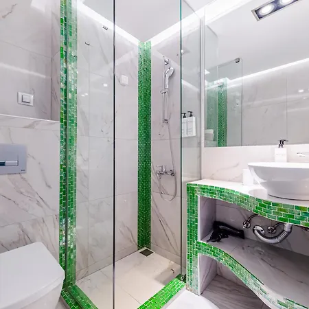 Alpha Luxury Пефкохори