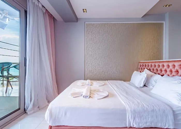 Alpha Luxury * Pefkochori