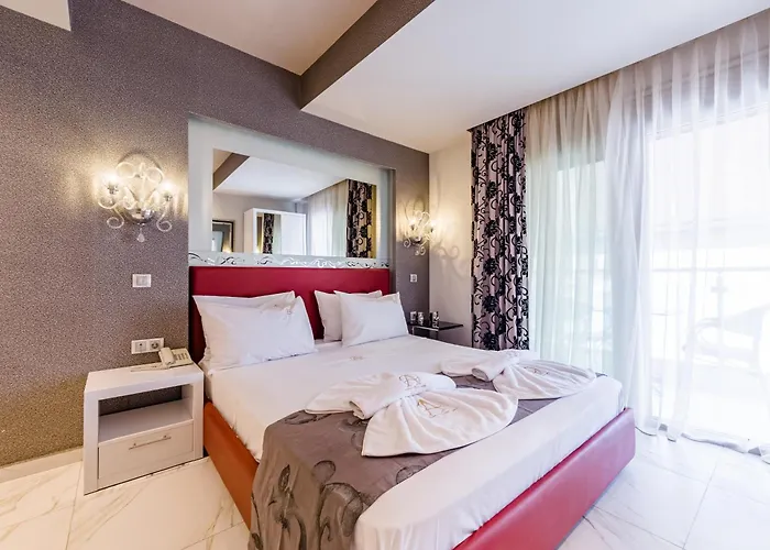 Alpha Luxury Apartment Pefkochori