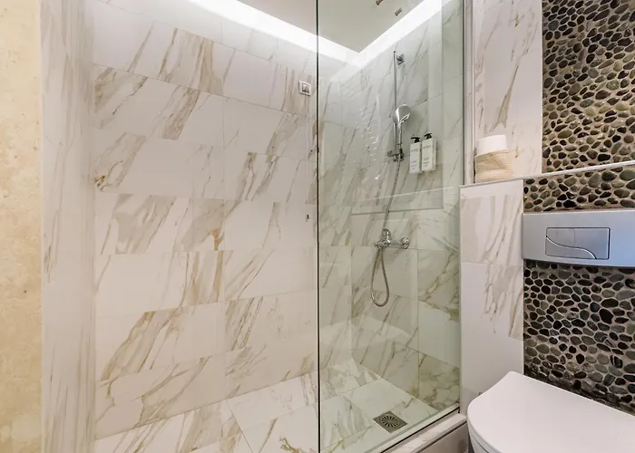 Lejlighed Alpha Luxury