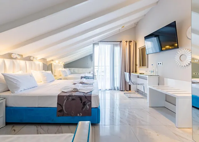 Alpha Luxury Apartment Pefkochori