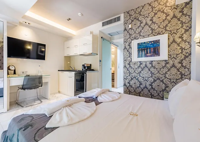 Lejlighed Alpha Luxury