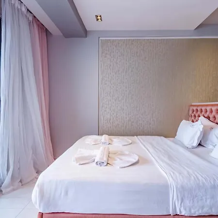 Alpha Luxury * Pefkochori