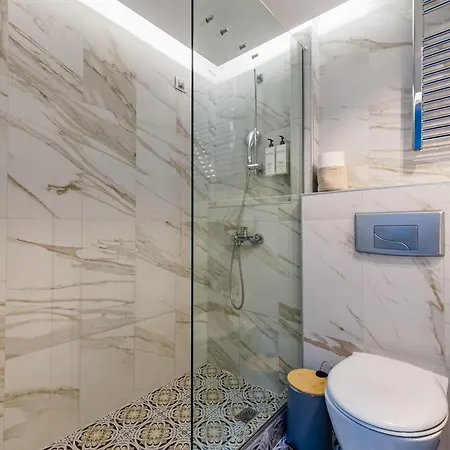 Alpha Luxury